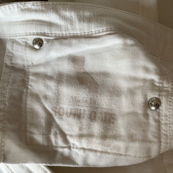 AG Bermuda Shorts , Size 28 NWOT - Picture 5 of 7